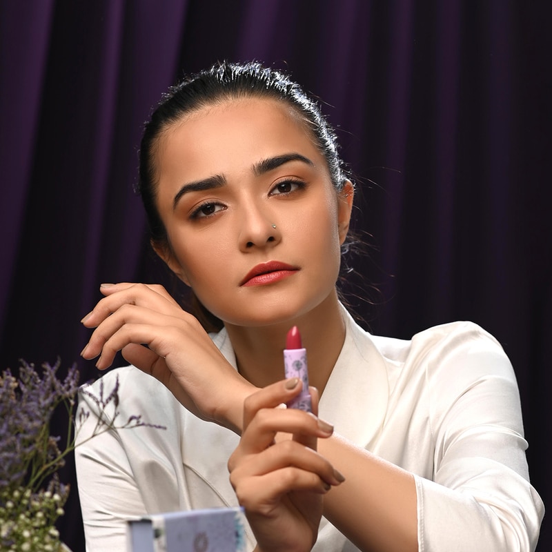 Orgenik: Hibiscus Blush Mini Lipstick from the brand Klome Essentials