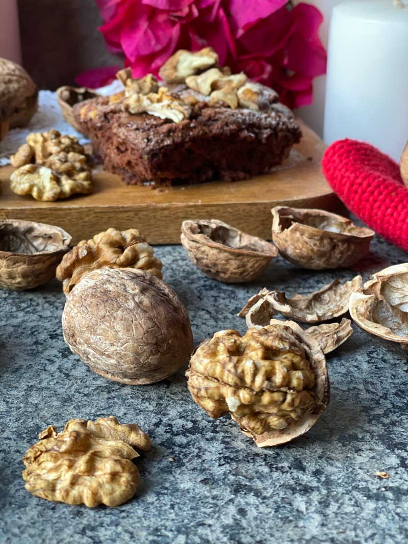 Orgenik: Shop Natural Walnuts (in shell) - Kinnaur from the brand Orgenik